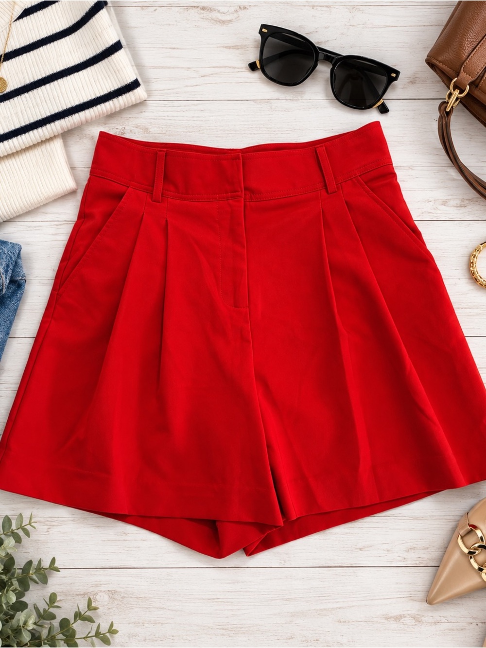 New York & Company 7th Avenue Red High Waist Tailored Shorts Size 8